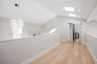 A circular driveway leads to this spectacular fully renovated - photo 34