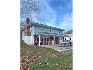 Lake of the Ozarks Home For Sale in Lincoln Missouri