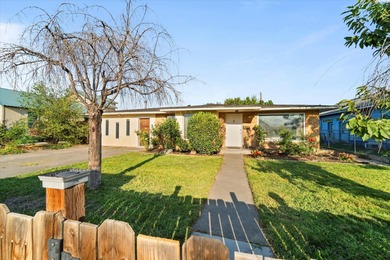 Columbia River - Klickitat County Home For Sale in Kennewick Washington