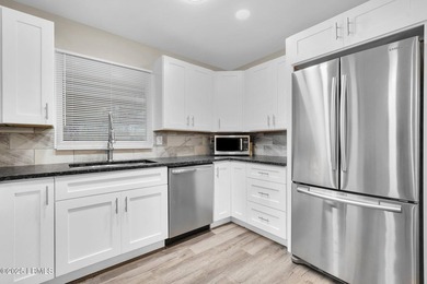 Amazing! This 2BR/2BA unit was completely remodeled in 2023 w/ - photo 2