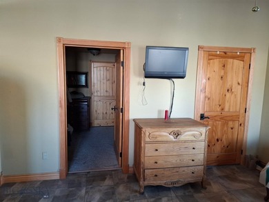 Welcome to The Elk Meadows Ranch located in Townsend, MT. Set on - photo 16