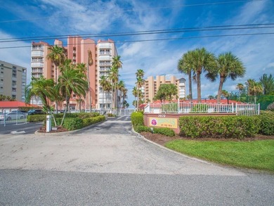 Expansive ocean and lagoon views from every room in this direct - photo 46