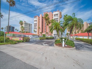 Expansive ocean and lagoon views from every room in this direct - photo 48