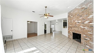 Come take a tour of this beautiful and well maintained two - photo 10