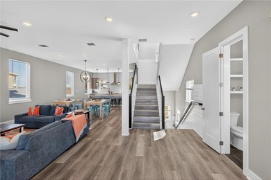 LAKEFRONT HOME IN A NICHE BEACHFRONT COMMUNITY, *DAS STRANDHAUS* - photo 13