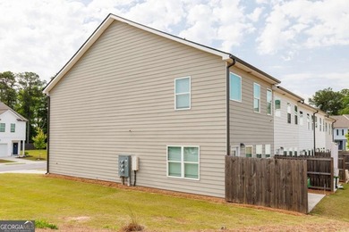 Welcome to this stunning 3 years old, end of unit 3 bedroom - photo 20