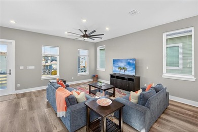LAKEFRONT HOME IN A NICHE BEACHFRONT COMMUNITY, *DAS STRANDHAUS* - photo 22