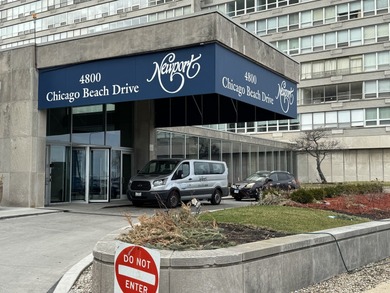 Lake Condo For Sale in Chicago, Illinois
