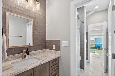 LAKEFRONT HOME IN A NICHE BEACHFRONT COMMUNITY, *DAS STRANDHAUS* - photo 33
