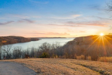 Lake Lot For Sale in Dover, Tennessee