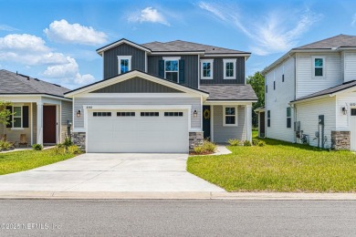 (private lake, pond, creek) Home For Sale in Jacksonville Florida