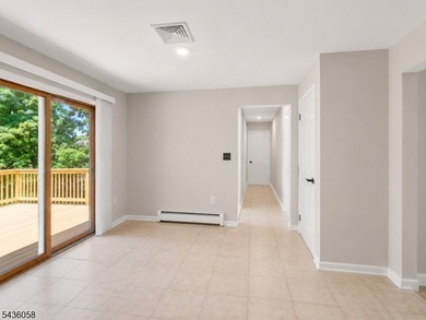 Welcome to this beautifully maintained, sun-drenched colonial - photo 17