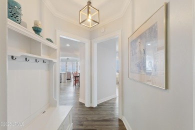 Direct oceanfront 3BR | 2BA 4th floor villa fully renovated in