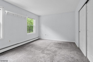 Welcome to this beautifully maintained, sun-drenched colonial - photo 26