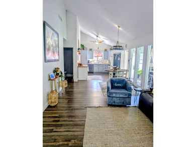Beautifully landscaped lakefront home centrally located just - photo 27