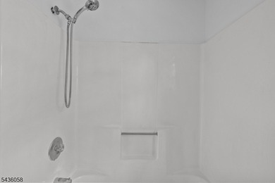 Welcome to this beautifully maintained, sun-drenched colonial - photo 36