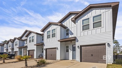 Crystal Lake Townhome/Townhouse For Sale in Orange Beach Alabama