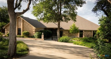 (private lake, pond, creek) Home For Sale in Salado Texas