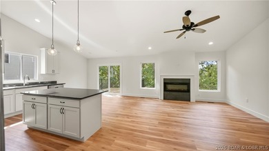 IN THE HEART OF OSAGE BEACH, your Lake of the Ozarks life starts - photo 3
