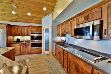 Imagine waking each morning to shimmering water, sipping coffee - photo 4