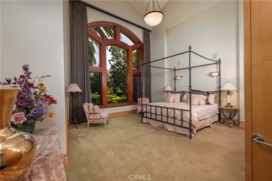 Set behind the guarded and patrolled gates of Pelican Hill in - photo 29