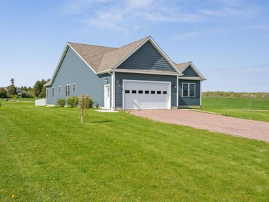 Experience refined single-level living just moments from Keeler - photo 3