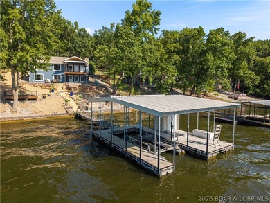 Lake life doesn't get much better than this!! Completely move-in - photo 1
