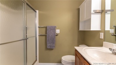 Experience comfort, convenience and modern updates in the heart - photo 9