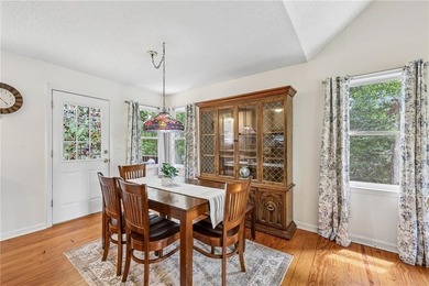 Looking for a full time residence that makes you feel like you - photo 9