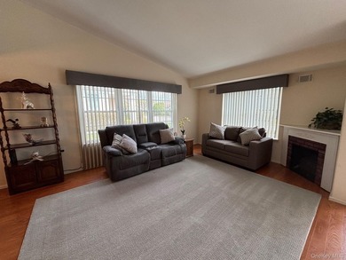 Available - Buyer backed out! Welcome to 155 Glen Drive - a - photo 4
