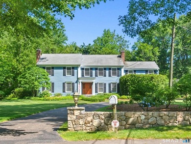 Classic 5-bedroom center hall Colonial nestled on a quiet - photo 1