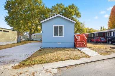 Columbia River - Klickitat County Home For Sale in Richland Washington