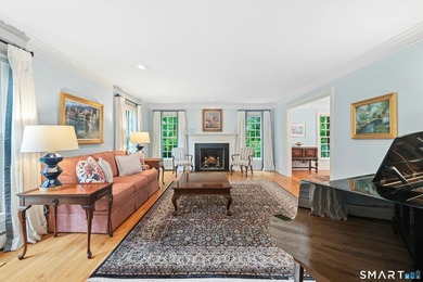 Classic 5-bedroom center hall Colonial nestled on a quiet - photo 10