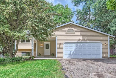 Forest Lake Home Sale Pending in Forest Lake Minnesota