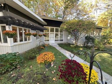 Lake Erie Home For Sale in Erie Pennsylvania