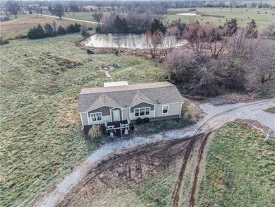 Truman Lake Home For Sale in Clinton Missouri