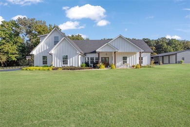 Lake Home For Sale in Pittsburg, Texas