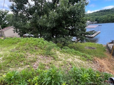 Finding the perfect lakefront lot just got easier! If you've - photo 4