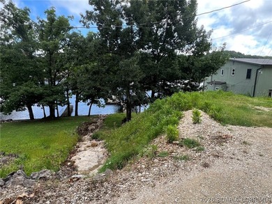 Finding the perfect lakefront lot just got easier! If you've - photo 5