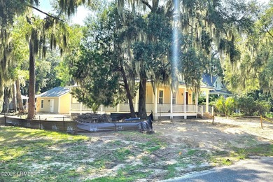 Welcome to Coosaw Point, one of the Lowcountry's most desirable - photo 7