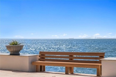 Perfectly positioned to capture the best of both worlds, this - photo 7