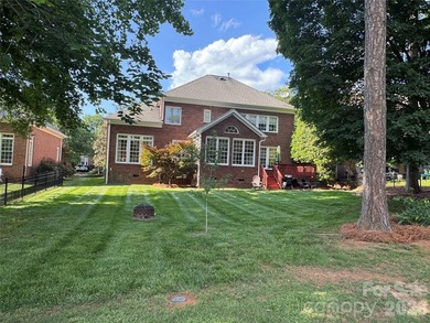 Beautiful 5-bed, 3-bath home on a quiet cul-de-sac in Davidson's - photo 7