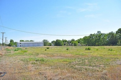 Versatile Industrial Office/Warehouse on Nearly 3 Fenced Acres