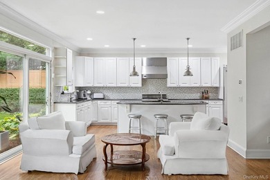 Beautifully designed with a sleek, minimalist style this home - photo 15