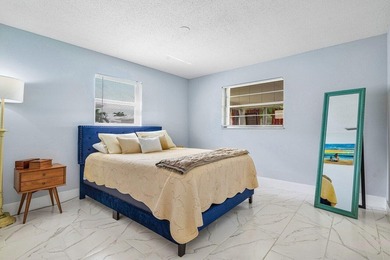 Welcome to refined living in Leisureville Boynton Beach, a - photo 19