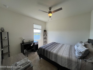 Motivated Seller ! Immaculate two-story on a lake-view corner - photo 21
