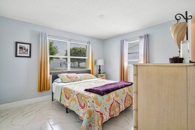 Welcome to refined living in Leisureville Boynton Beach, a - photo 23
