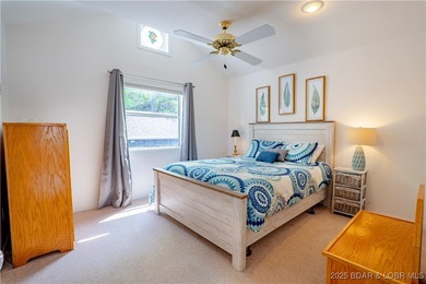 Experience the best of lakeside living in this unique property - photo 25