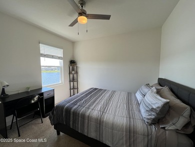Motivated Seller ! Immaculate two-story on a lake-view corner - photo 25