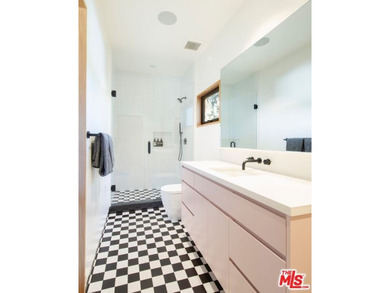Unparalleled beauty and style define this reimagined ranch - photo 28